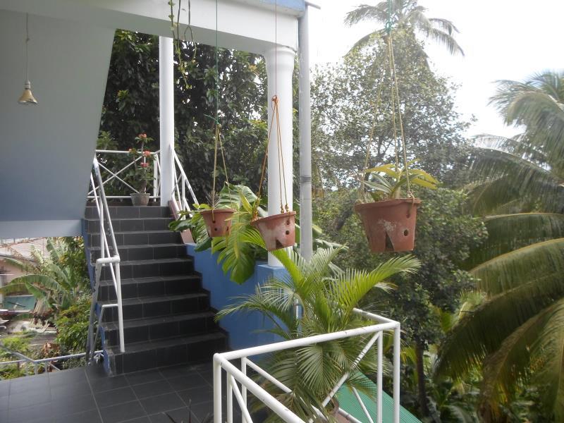 Kingdom Gate Hotel Katugastota Buitenkant foto